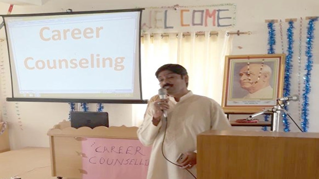 Hosting About Career Counselling
