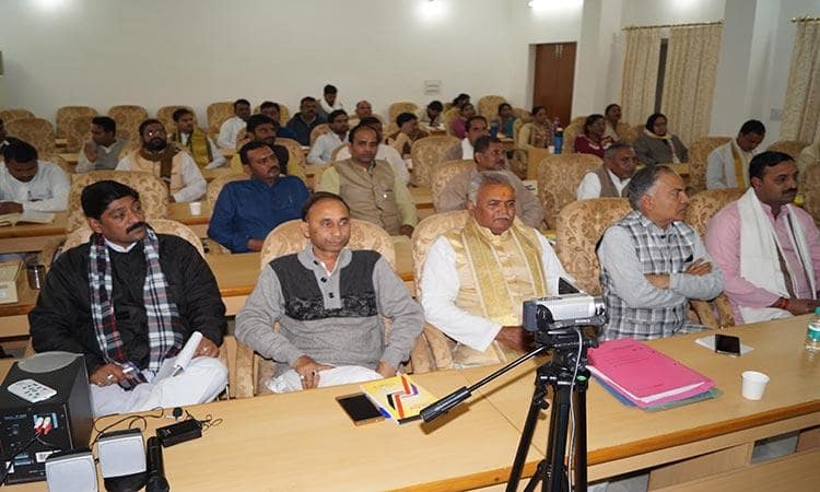 Valedictory Function of Workshop On Maharishi Ved Vigyan in MMYVV, Karoundi.